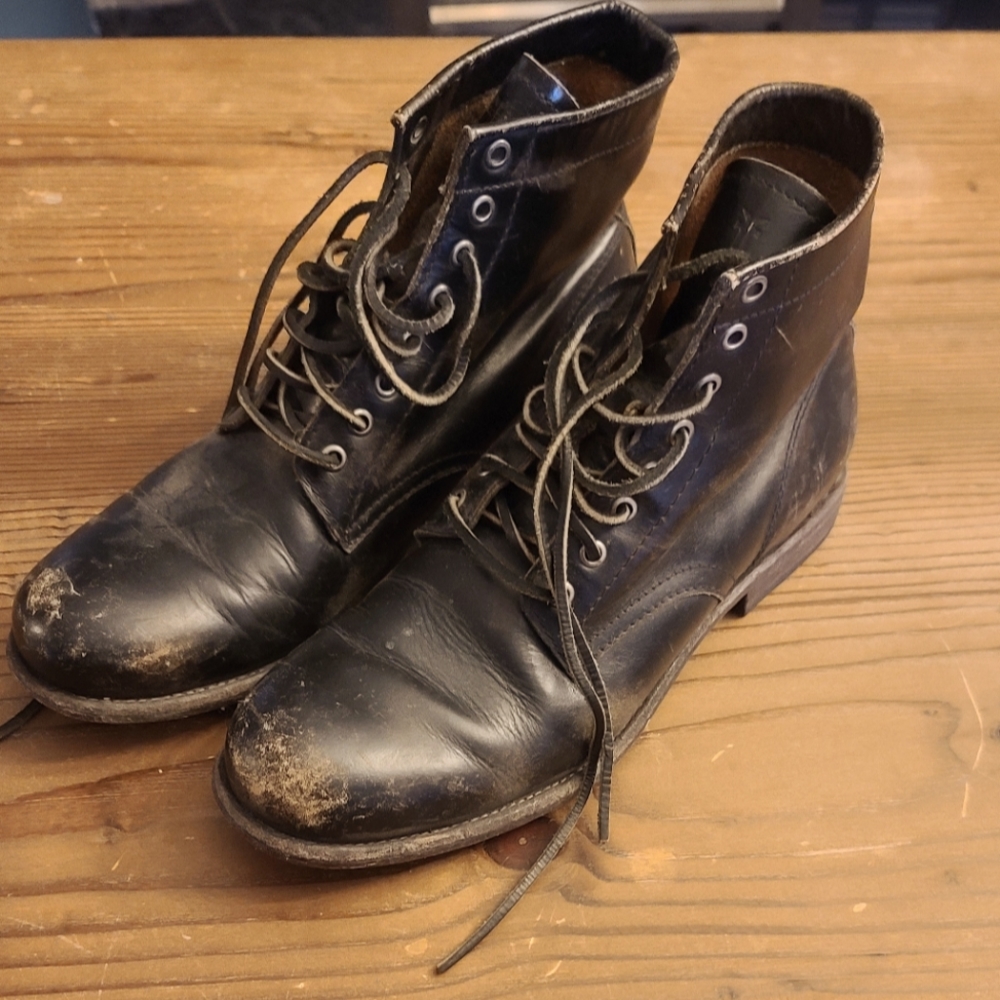 Frye men's boots 11. 5
